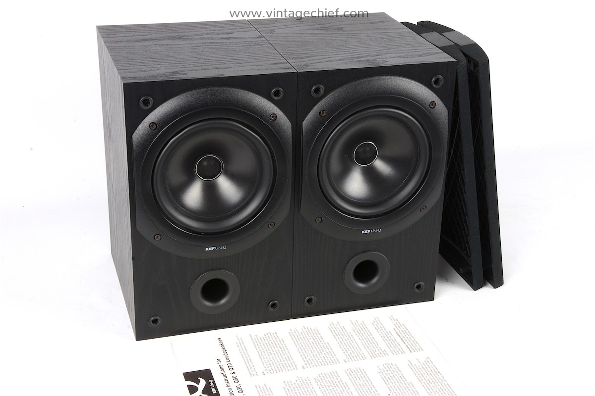 KEF Q10 Speakers + Speaker Grills KEF UniQ Stereo Loudspeakers