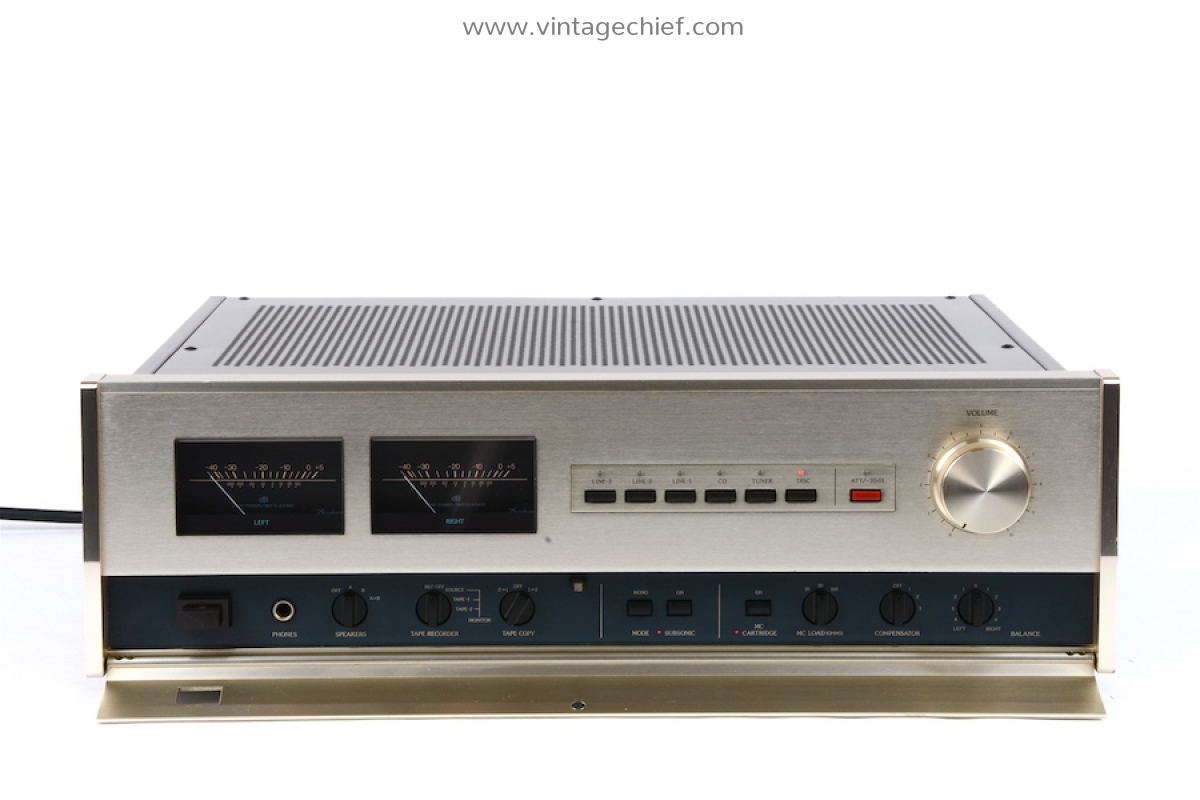 High End Accuphase E-302 Amplifier | 2 x 120 Watt | Phono MM MC | VU Meters  | Audio | HiFi