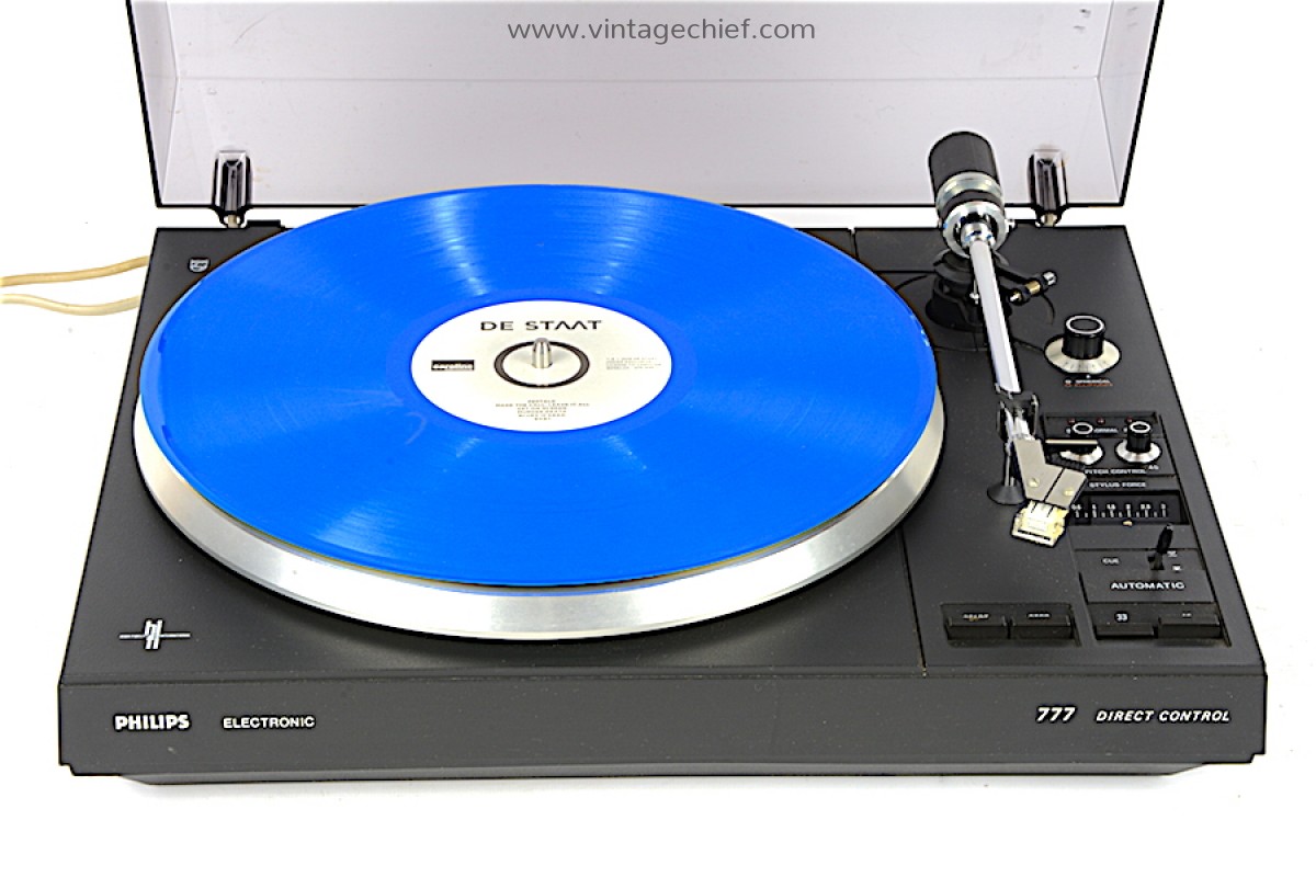 Daddy Snuggle up Deserve Philips AF 777 Turntable + Dust Cover + Cartridge with Stylus | Audio | HiFi