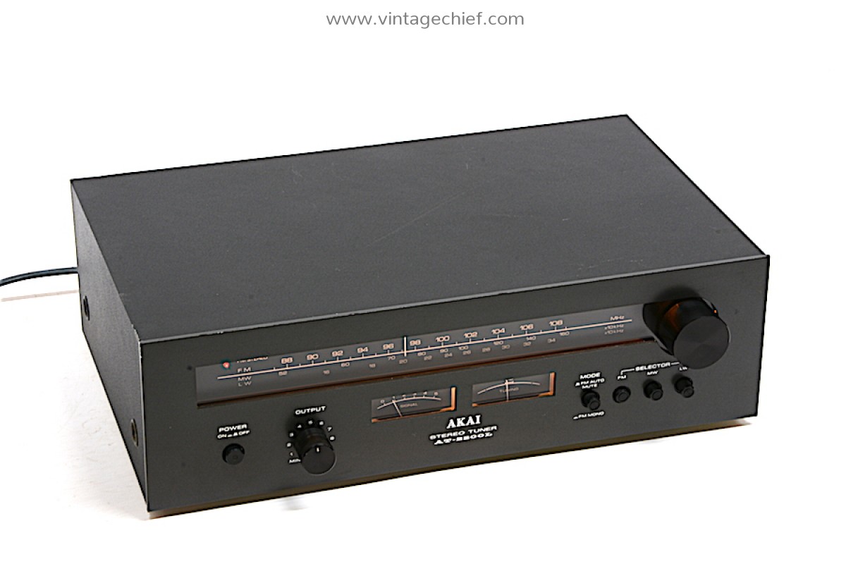 Akai Vintage AKAI FM AM Tuner Model AT-K1L Hi Fi Stereo Radio 