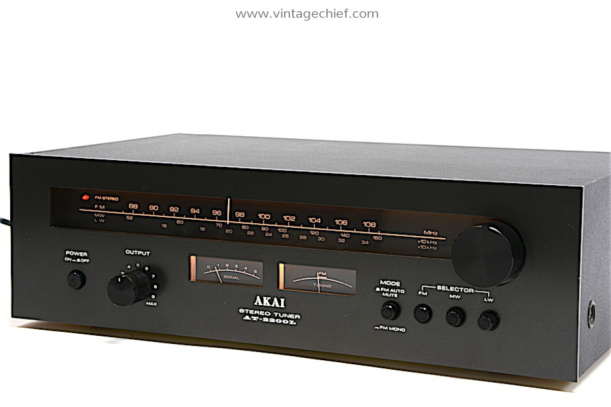 TRÈS BEAU TUNER AKAI AT-2450L, Vintage 1979 EUR 99,00 - FR