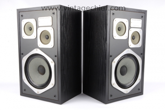 Marantz HD440 Speakers