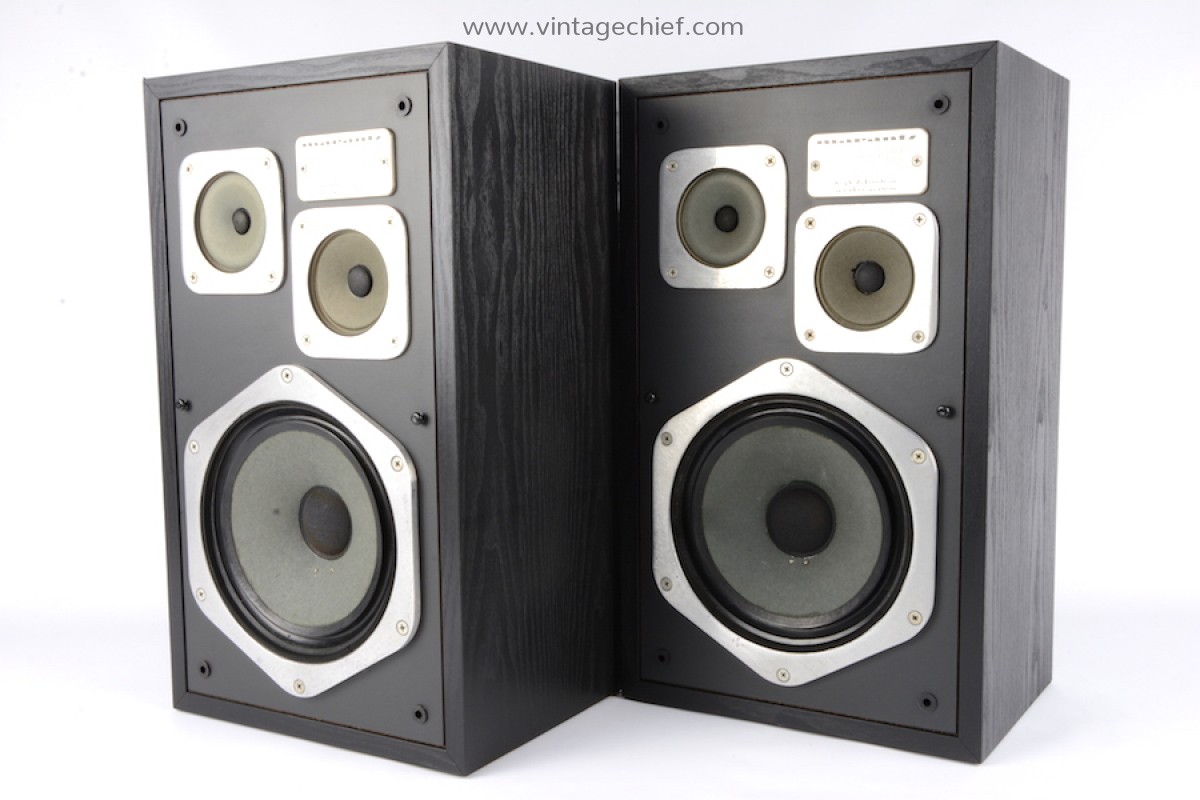 Vintage Marantz HD440 Speakers + Speaker Grills | Marantz Loudspeakers