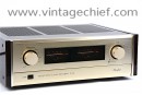 Accuphase E-305 Amplifier