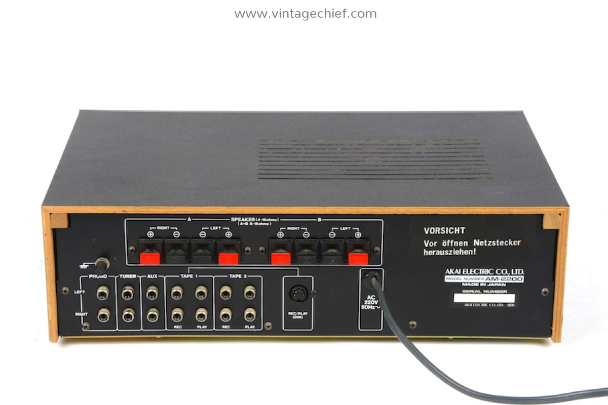 Akai AM2200 Amplifier