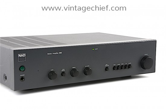 NAD 302 Amplifier