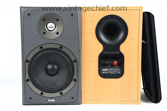 Bowers & Wilkins DM303 Speakers