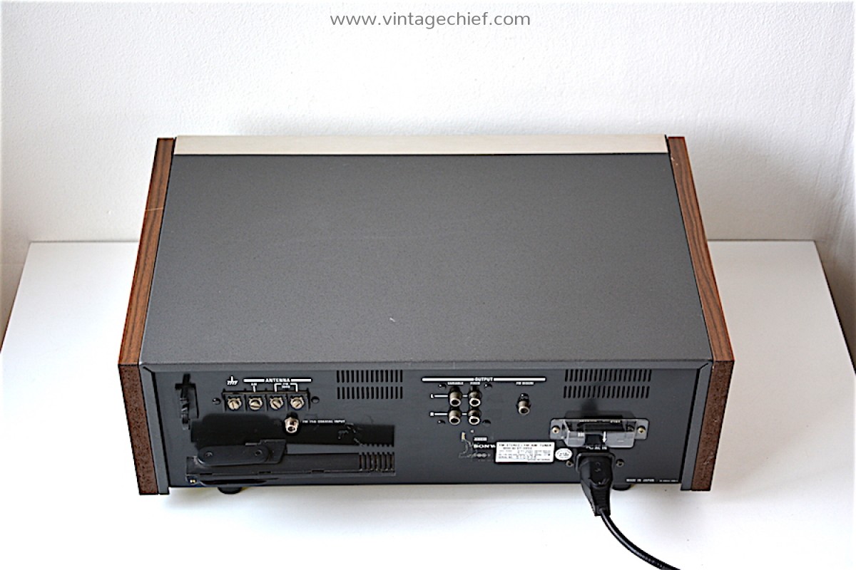 Vintage Sony ST-3950 FM AM Tuner + Wooden Side Panels