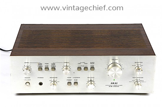 Akai AM-2400 Amplifier