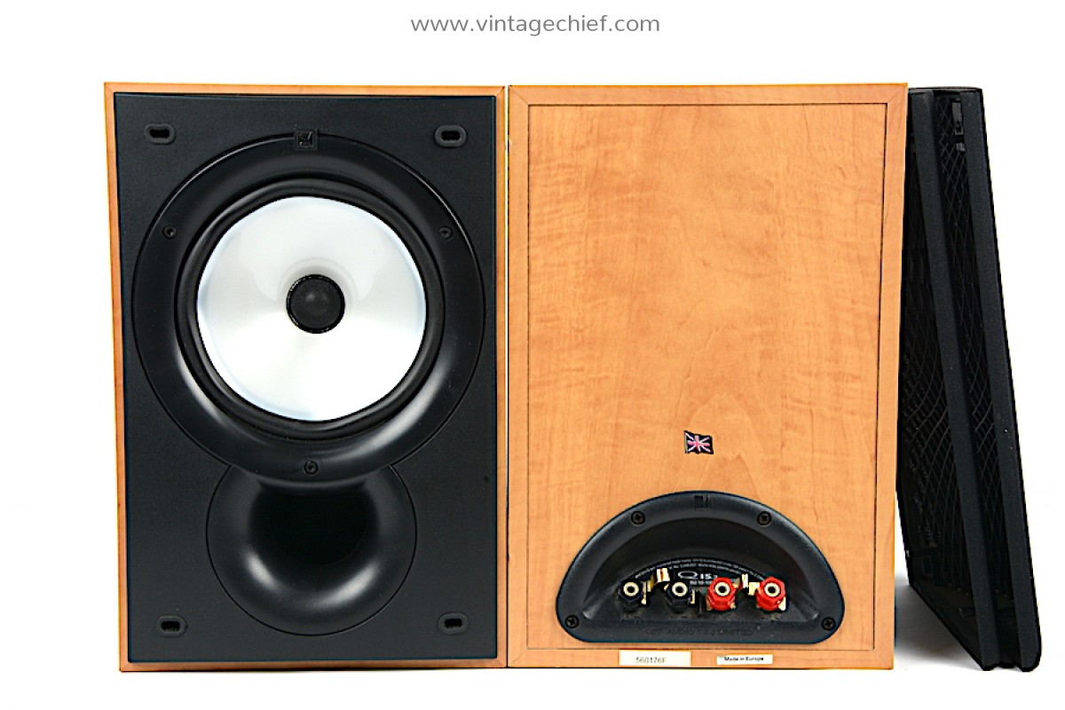 Audiophile KEF Q15.2 Speakers Speaker Grills Matched Pair