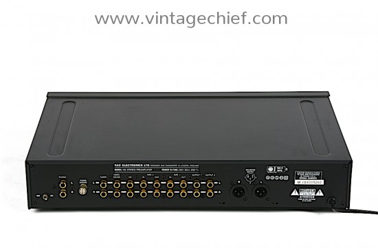 NAD 106 Preamplifier