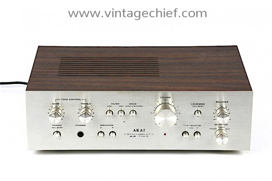 Akai AM-2200 Amplifier