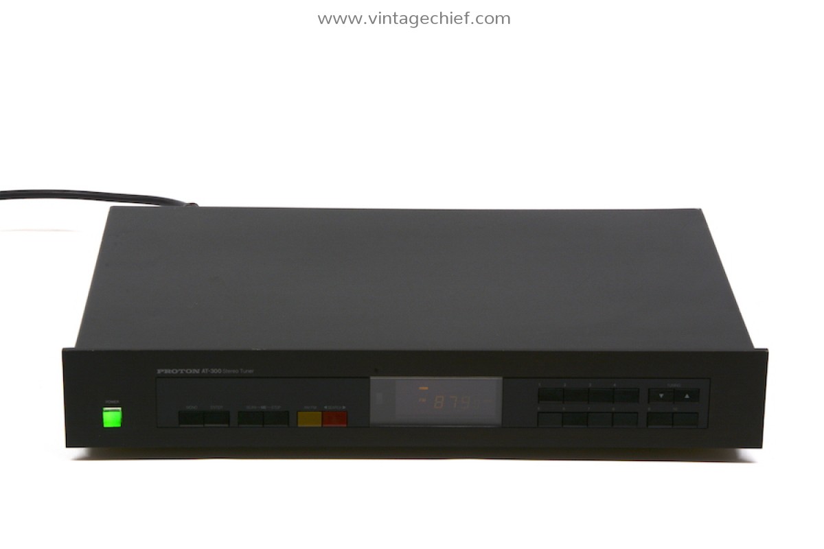 Proton AT-300 FM / AM Tuner
