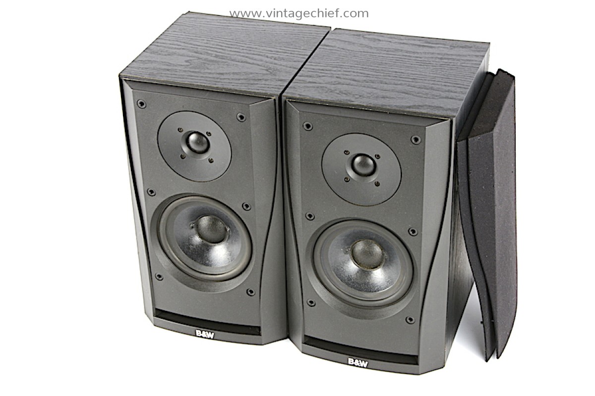 Bowers & Wilkins DM302 Speakers B&W Loudsprekers EISA Award Winner