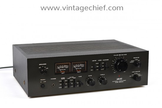 Akai AM-2600 Amplifier