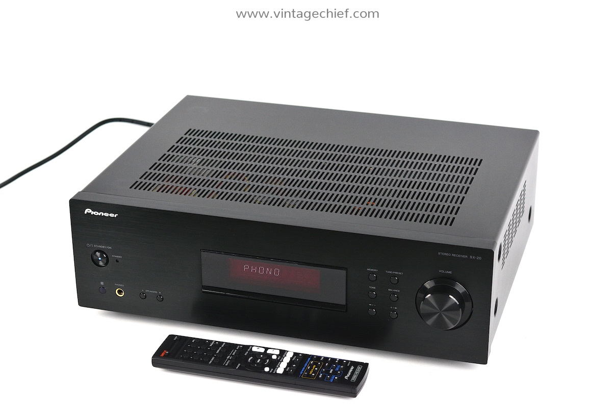 Pioneer SX-20 Stereo Receiver + Pioneer AXD7647 Remote