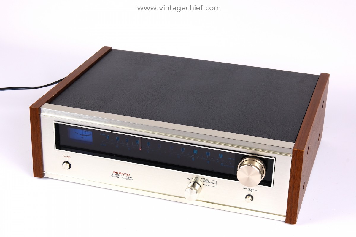 Vintage Pioneer TX-6200 FM AM Tuner | Wooden Side Panels | Radio