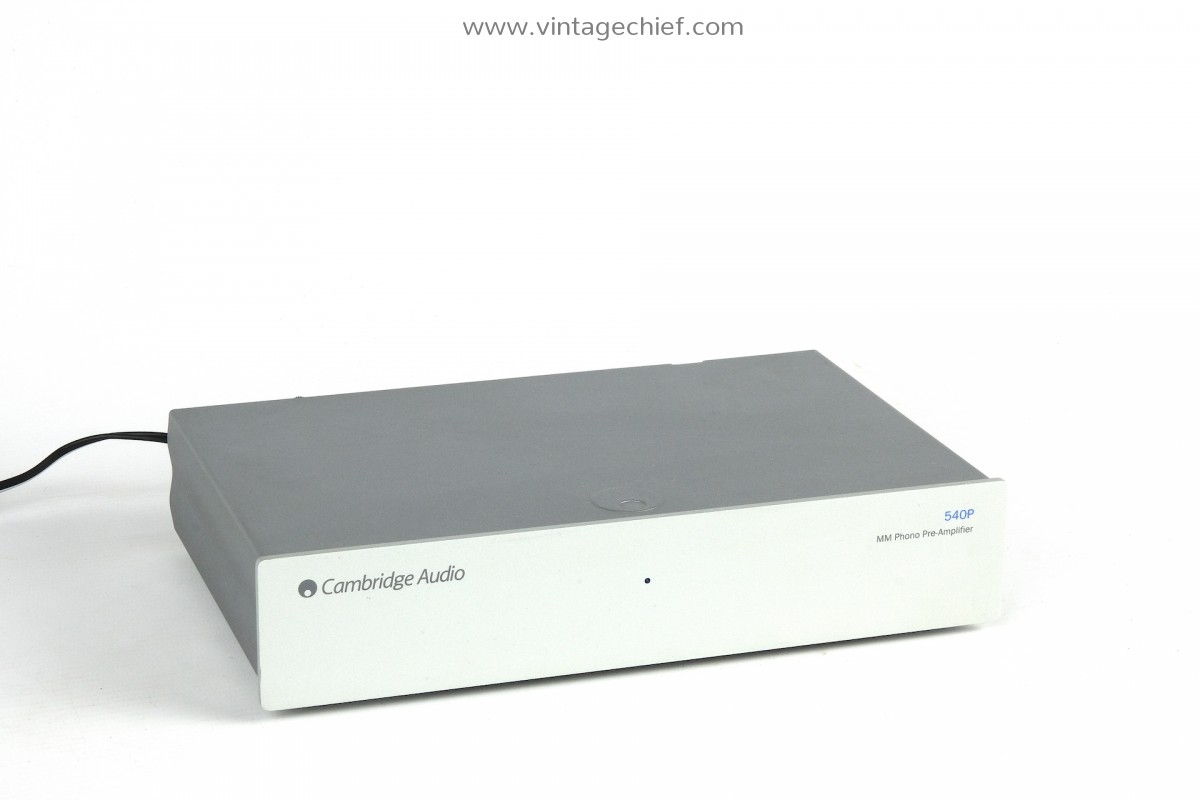 Amplificateur Cambridge Audio AZUR 540R V3.0 (5x100W) - Révisé - Argent