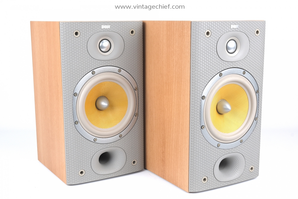 B&W ぺアスピーカー　DM601 S3 Bowers & Wilkins DM601 S3 Speakers + Speaker Grills | Oak