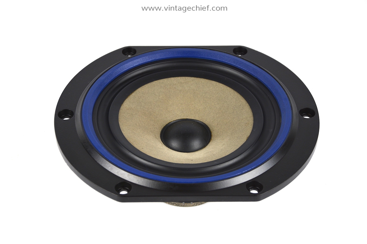 Bowers and wilkins dm220i top