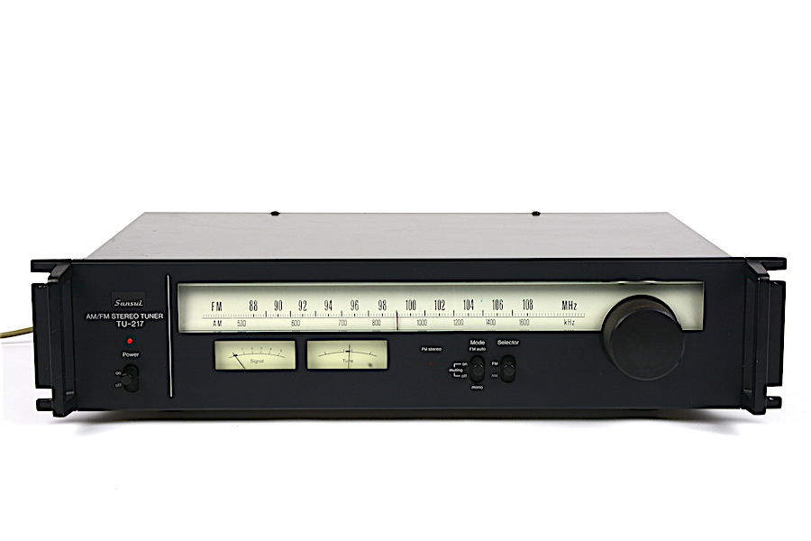 Sansui TU-217 FM / AM Tuner  			