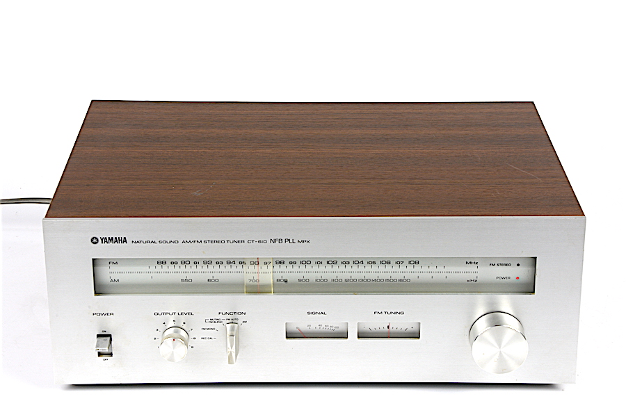 Yamaha CT-610 FM / AM Tuner  			