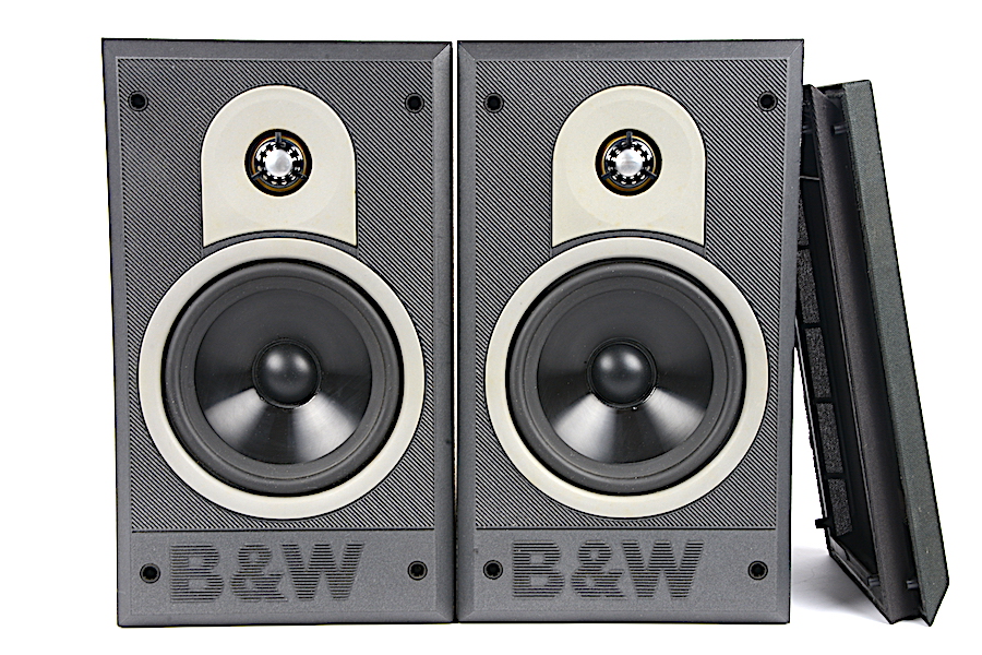 Bowers &amp; Wilkins DM600i Speakers  			
