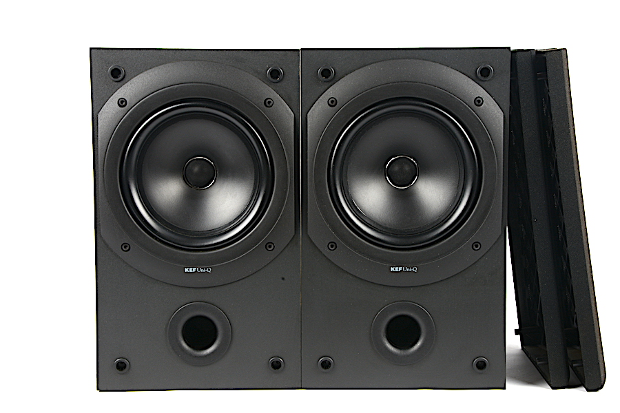 KEF Q10 Speakers  			
