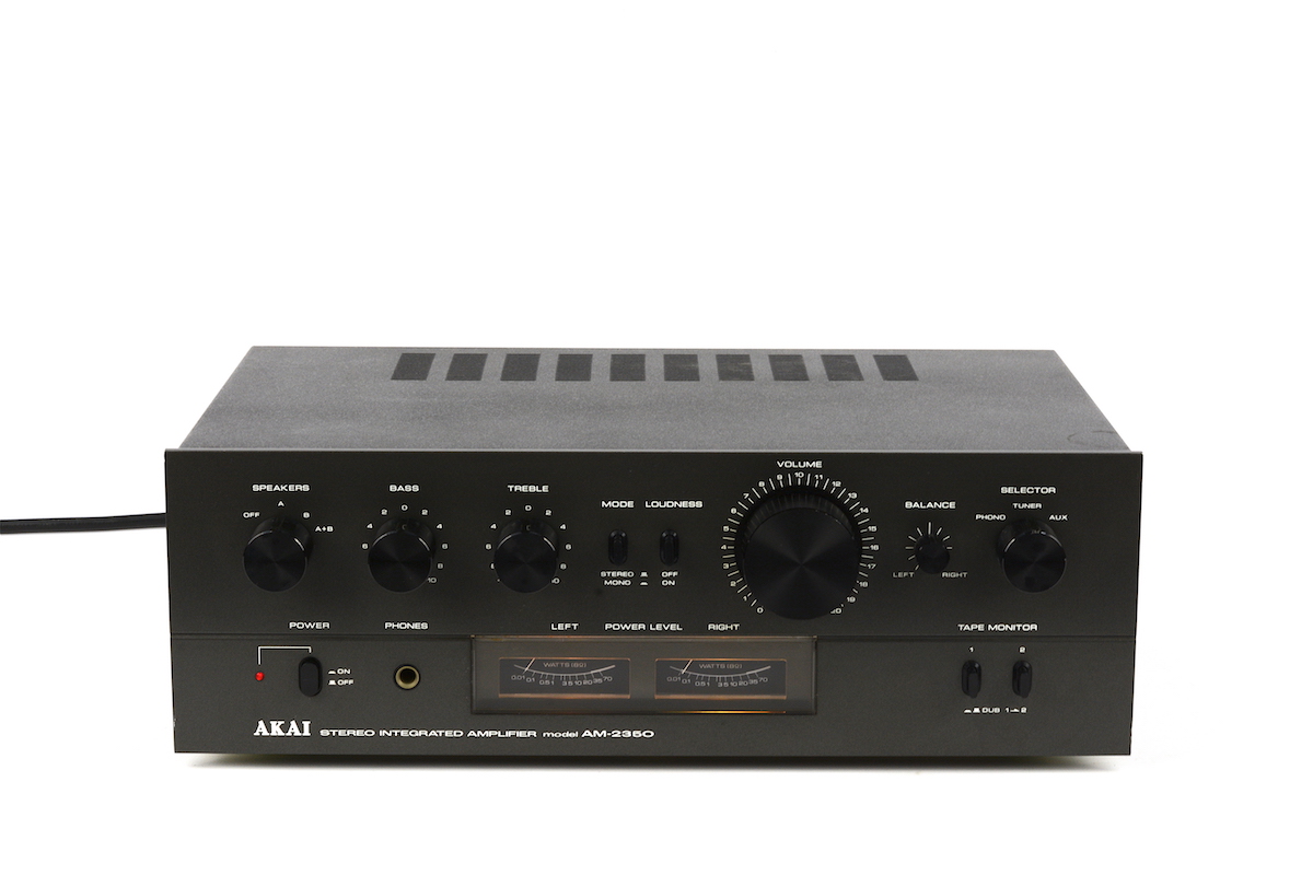 Akai AM-2350 Amplifier  			
