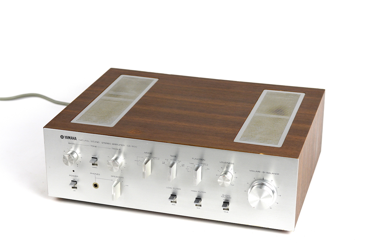 Yamaha CA-600 Amplifier  			